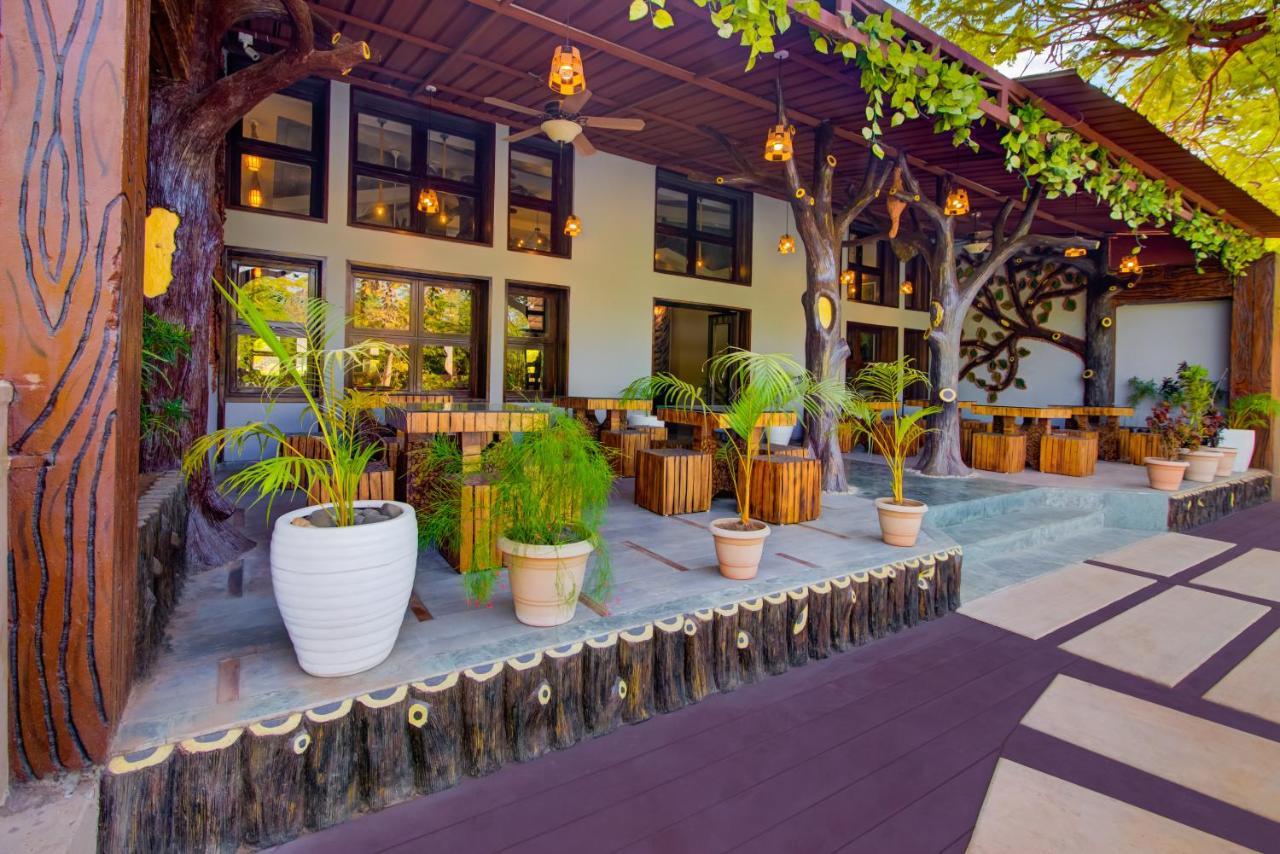 فندق Club Mahindra Netrang المظهر الخارجي الصورة