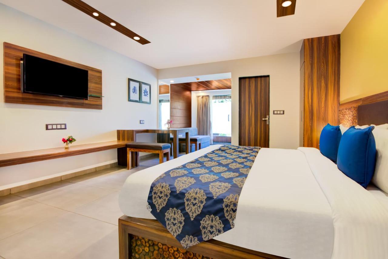 فندق Club Mahindra Netrang المظهر الخارجي الصورة